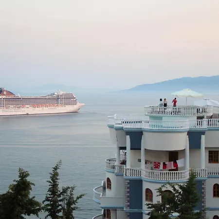 Grand Sea View *
