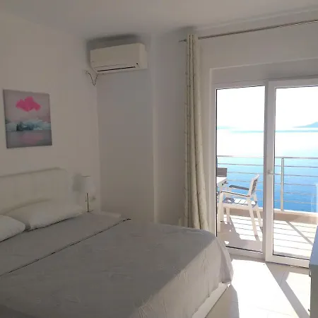 Apartment Grand Sea View Sarande