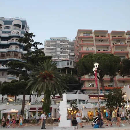 Grand Sea View Apartment